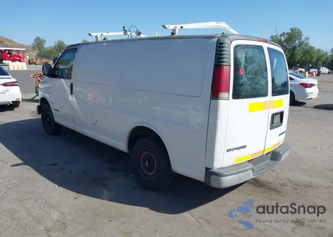 2000 Chevrolet Express z USA, uszkodzony, nr VIN 1GCFG25W2Y1158635